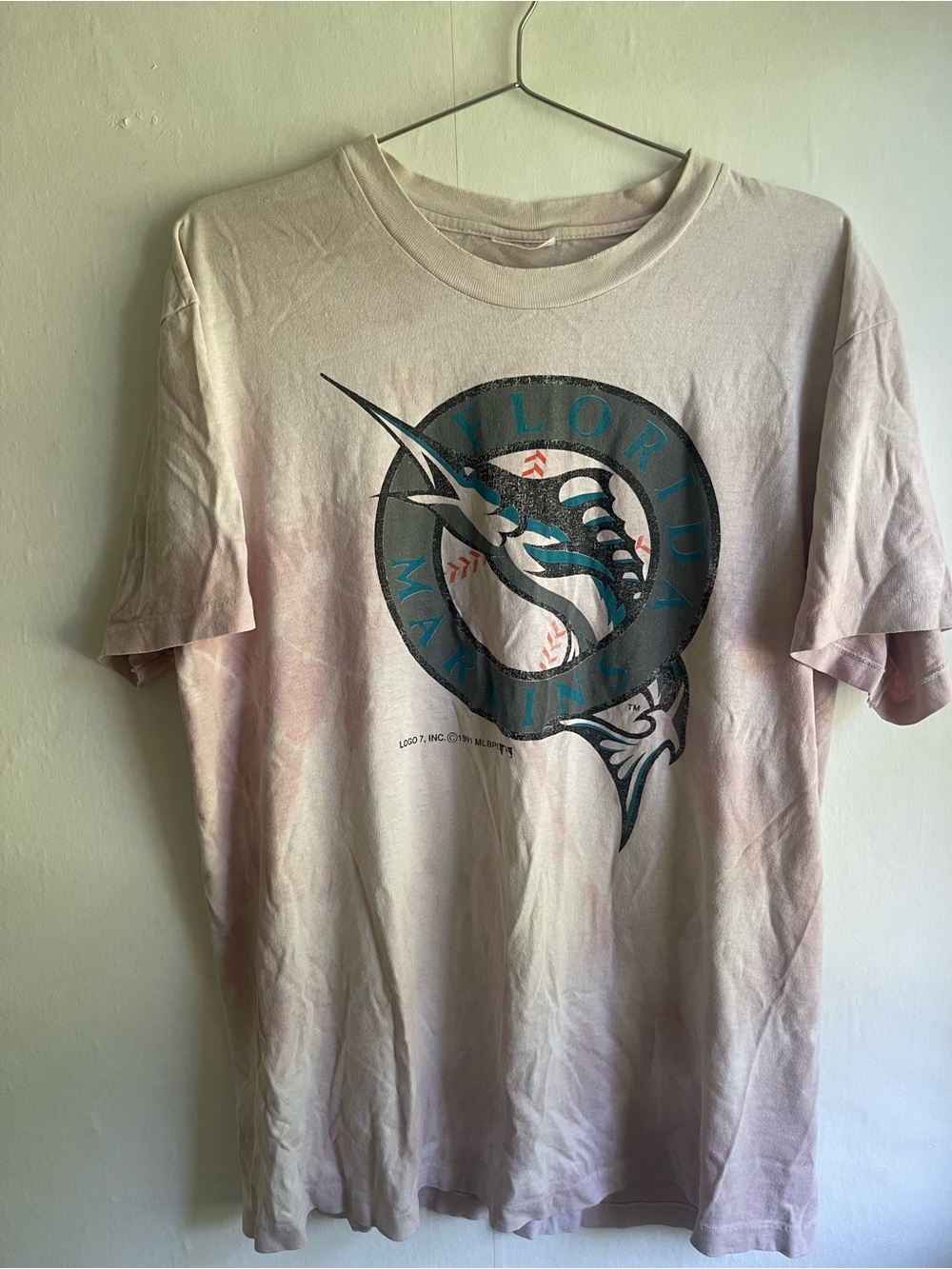 Vintage 1991 Florida Marlins Logo 7 Hanes Heavyweight Made in USA T-Shirt Large